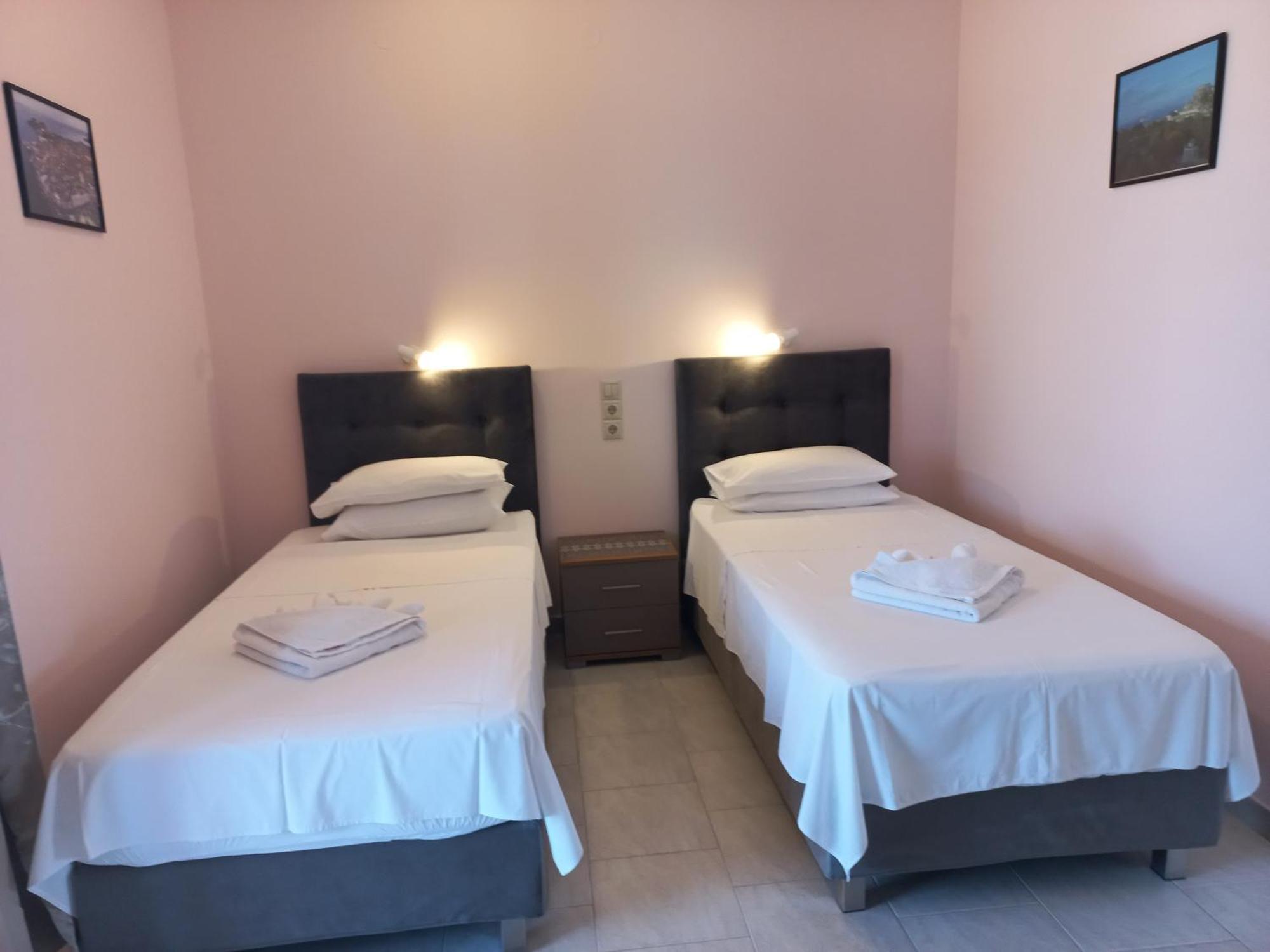 Porto-Fino Hotel Arillas  Bagian luar foto